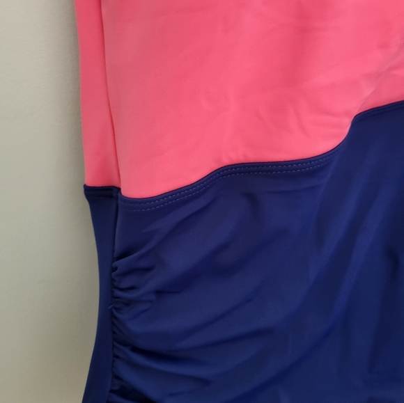 Bal Harbour One Piece Color Block Halter One Piece Tummy Control Swimsuit 20 New - Picture 6 of 10